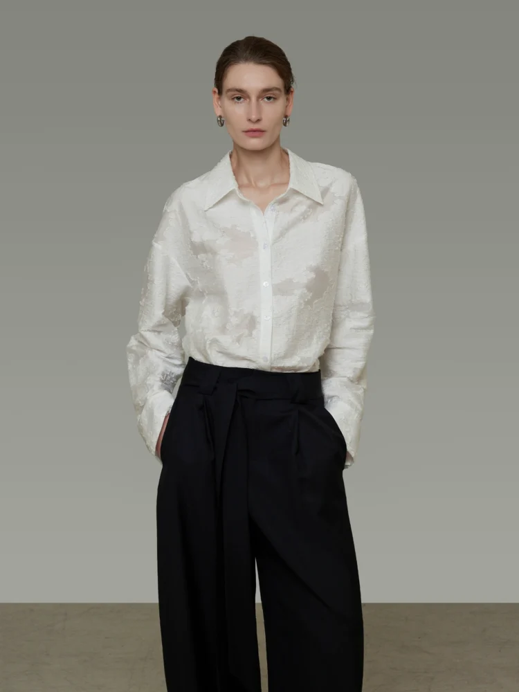 Jacquard shirt with a sense of design