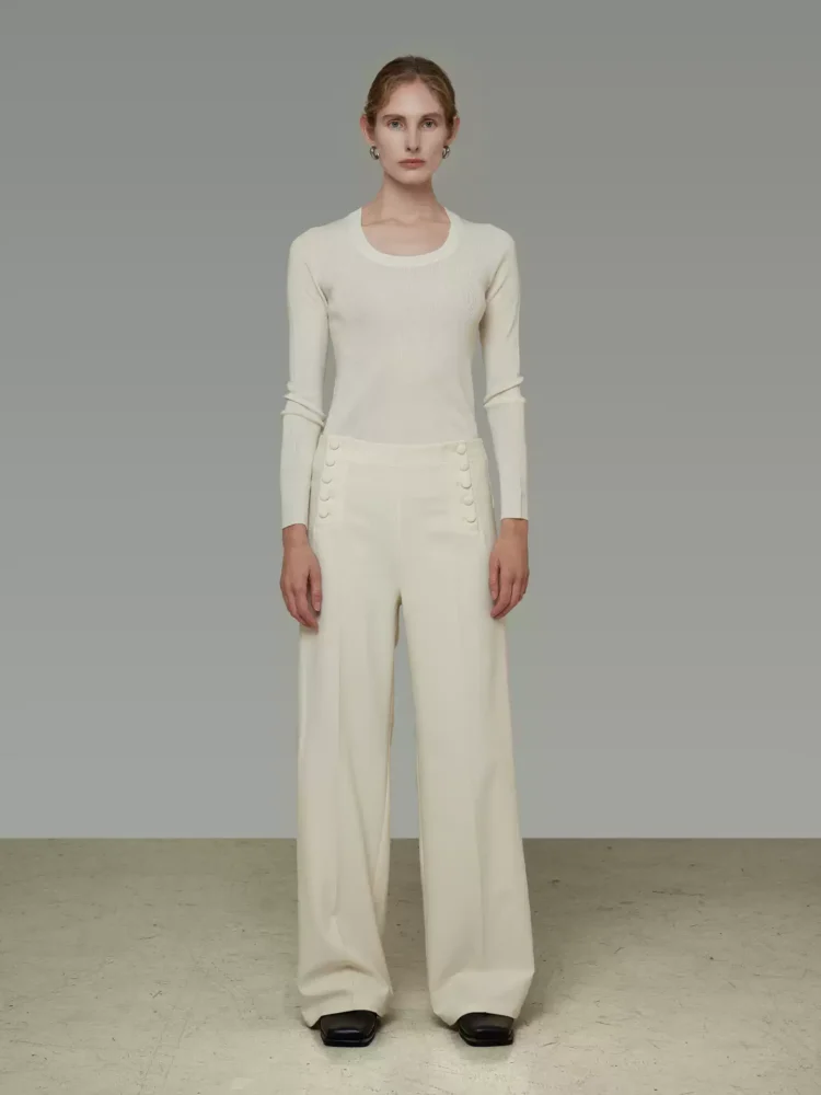 Side-button designed wide-leg pants