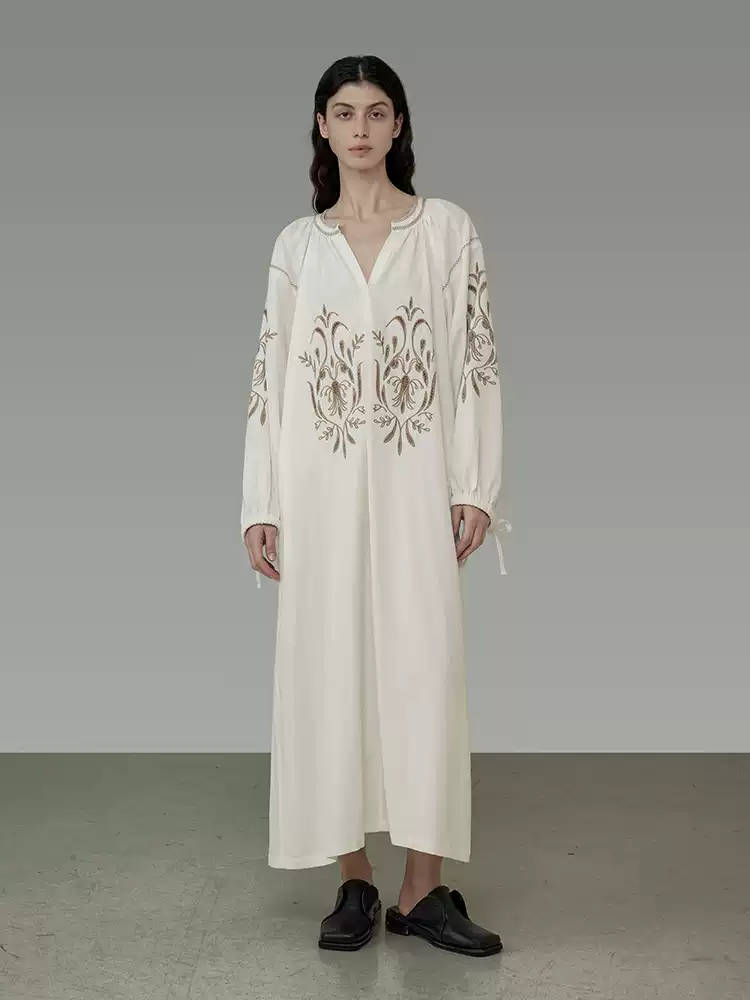 French retro lantern sleeve embroidered dress