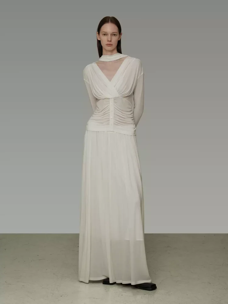 Ribbon pleated V-neck cinched-waist dress