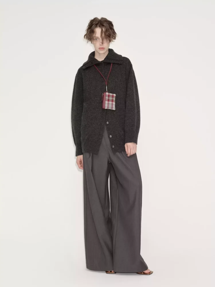 Autumn and winter lapel button knitted cardigan