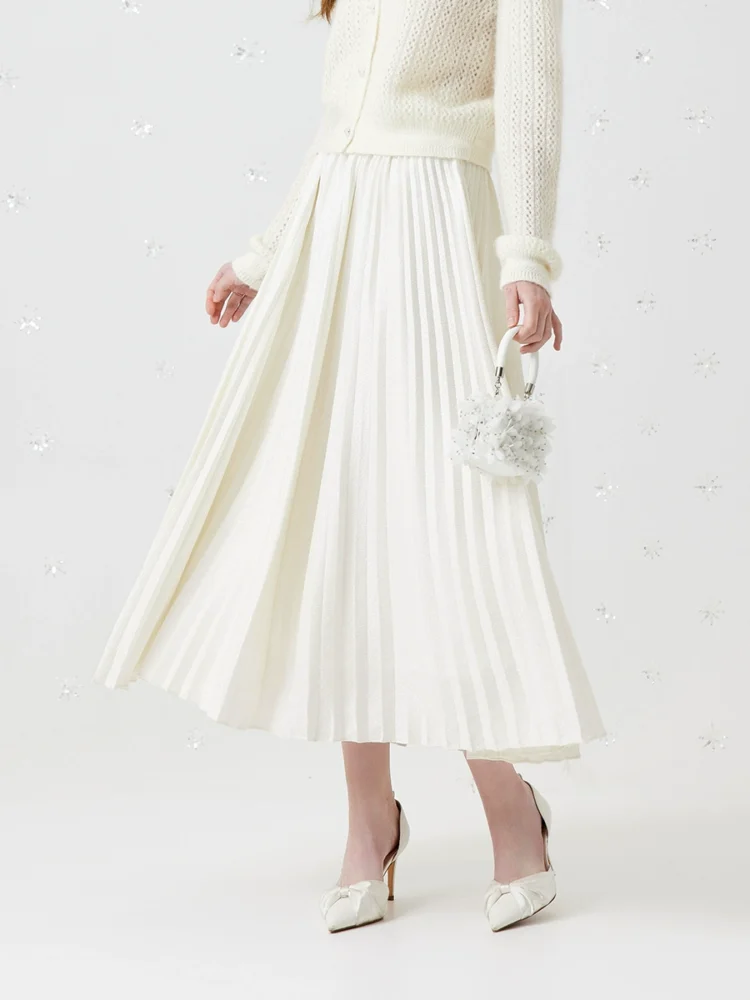 New pleated A-line skirt