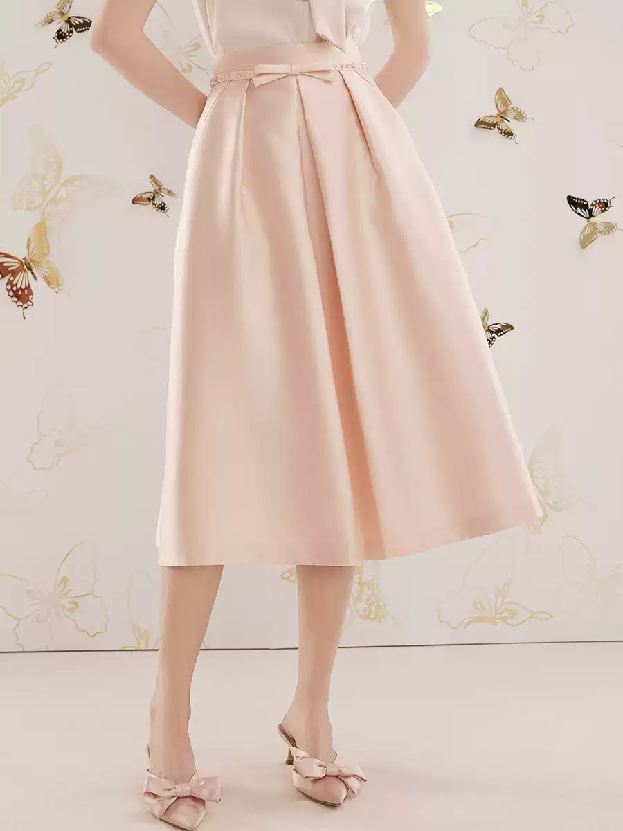 High-waisted A-line glossy long dress