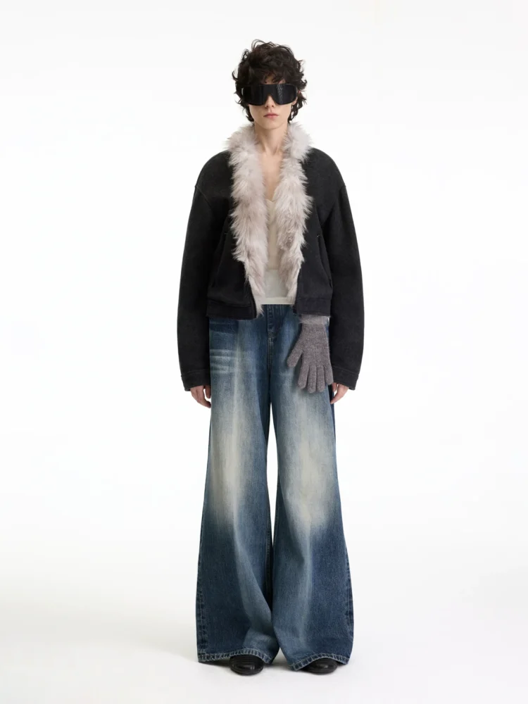 A black cotton-padded cardigan for warmth