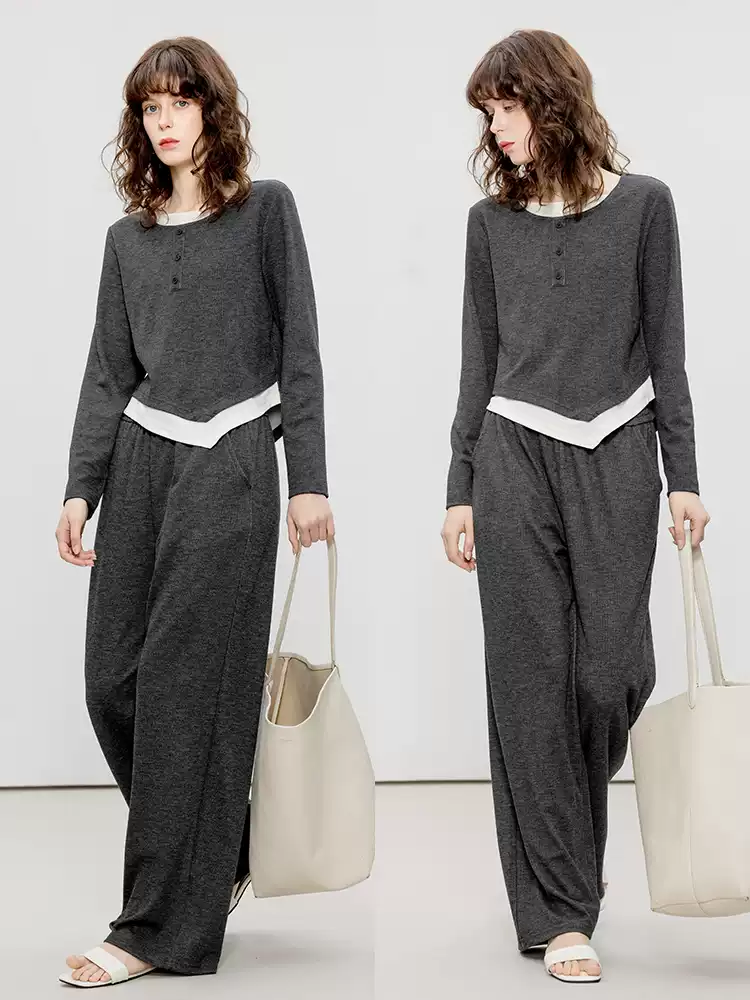 A comfortable and laid-back knitted suit for women