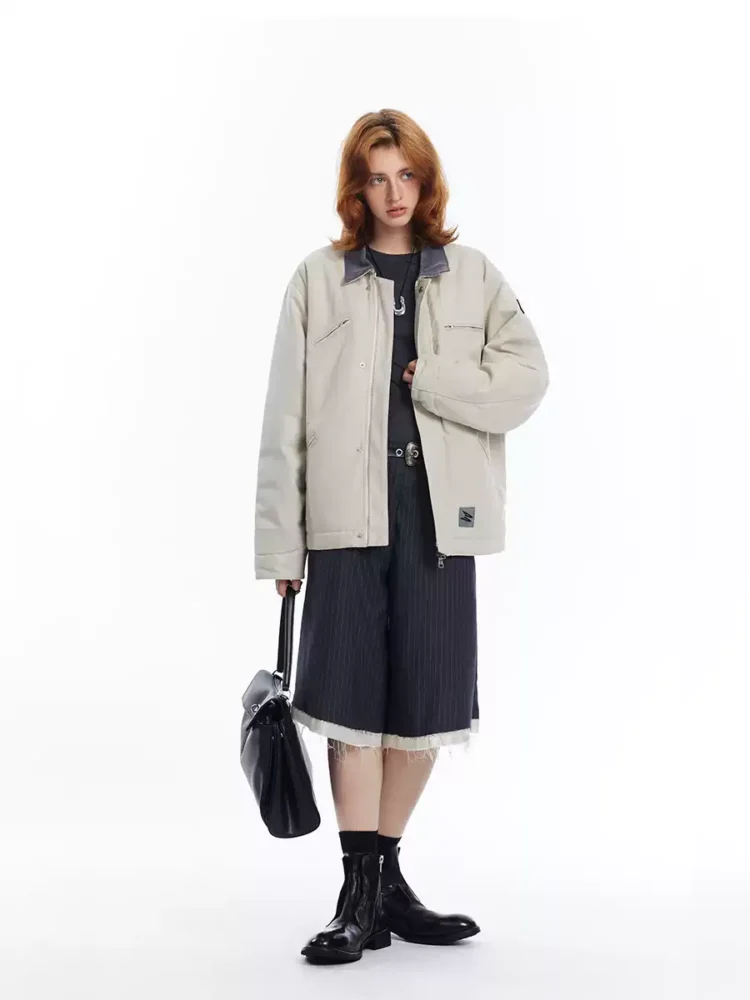 A retro loose workwear jacket for women