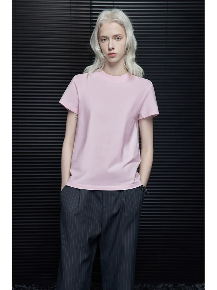 A versatile pink loose round-neck T-shirt for women