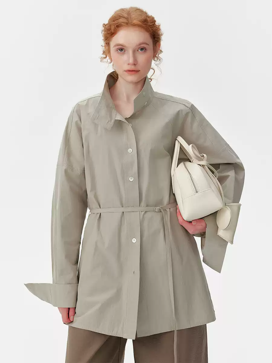 Fine-woven cotton stand-up collar shirt for women