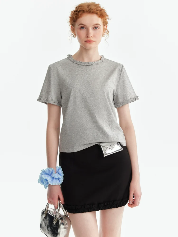 Ladies' black fungus round-neck short-sleeved T-shirt